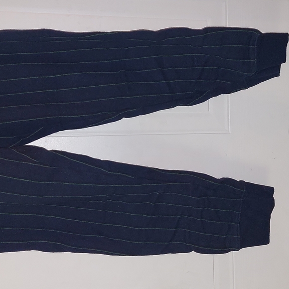 UNIQLO pinstriped joggers - Picture 3 of 4